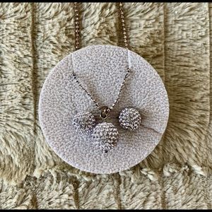 Hilberg and Berk necklace and earring silver shine set